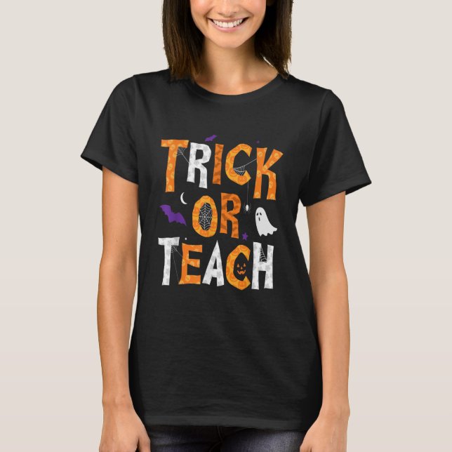 Camiseta Halloween De Professores De Truque Ou Ensino (Frente)