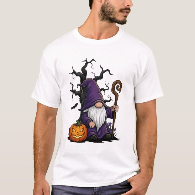 Camiseta Halloween Gnome Basic T-Shirt (Frente)