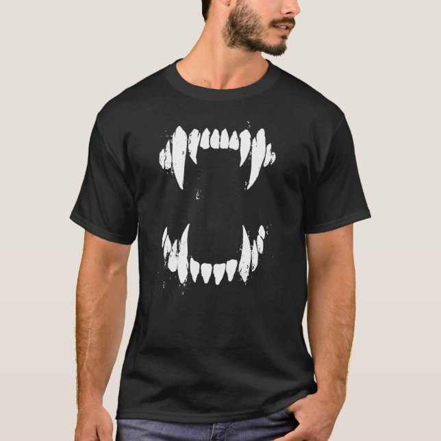 Camiseta Halloween Horror Wolf Dog Vampire Monster Teeth Co (Frente)