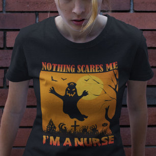 Camiseta Halloween Nada Me Assusta Eu Sou Uma Enfermeira