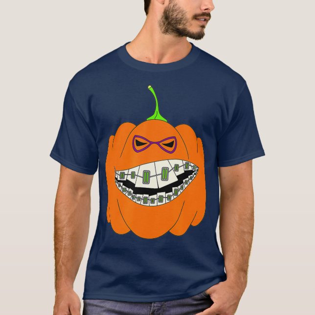 Camiseta Halloween Pumpkin Trava Ortodontia Horror (Frente)