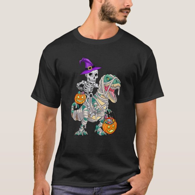 Camiseta Halloween Skeleton Andando Mummy Dinosaur Rex Pump (Frente)