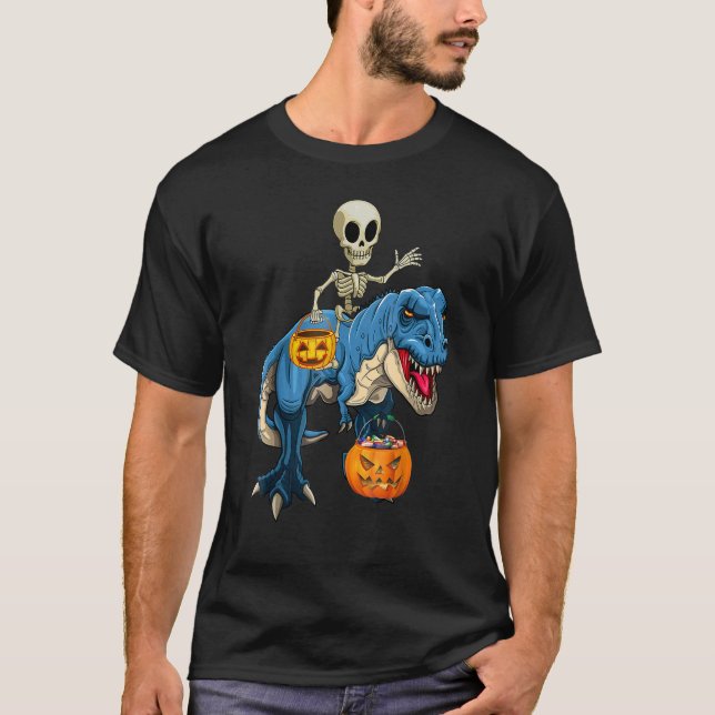 Camiseta Halloween Skeleton Andando Mummy Dinossaur Rex Pum (Frente)