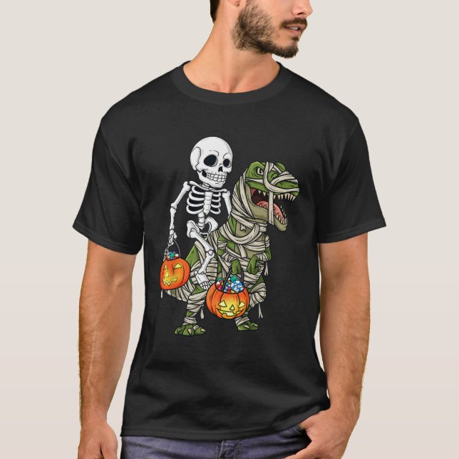 Camiseta Halloween Skeleton Andando Mummy Dinossaur T Rex D (Frente)