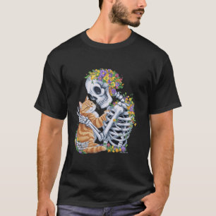 Camiseta Halloween Skeleton Cat Hug Flores Figurume Mulhere