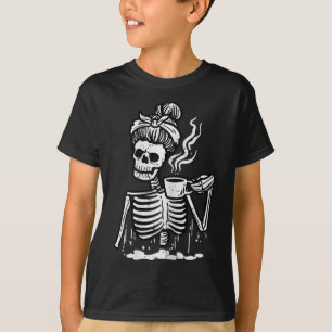 Camiseta Halloween Skeleton Messaging Bun Coffee Fumaça Eng