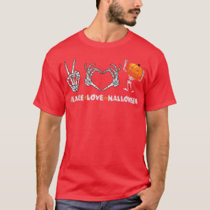 Camiseta Halloween Skeleton Peace Love Halloween Com Assust