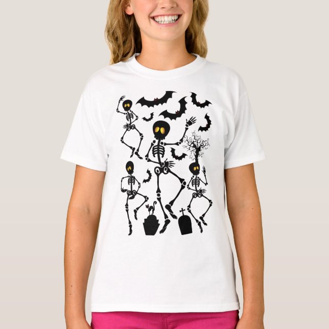 Camiseta Halloween Skeletons Macabre Dance (Frente)