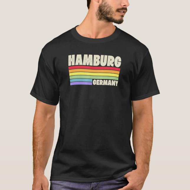 Camiseta Hamburgo Alemanha Rainbow Orgulho gay Merch Retro  (Frente)
