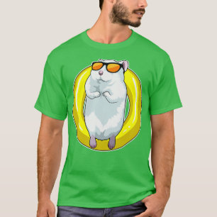 Camiseta Hamster em Nadar com anel de Natação