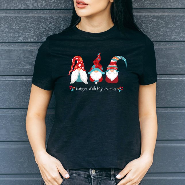 Camiseta Hangin com os meus Gnomies Feriado Moderno e Feria (Criador carregado)