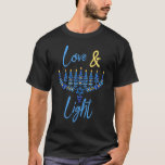Camiseta Hanukkah Love and Light Cote Judeu Chanukah Blue<br><div class="desc">Chanucá Ama E Cita Judeu Chanukah Blue Menorah.</div>