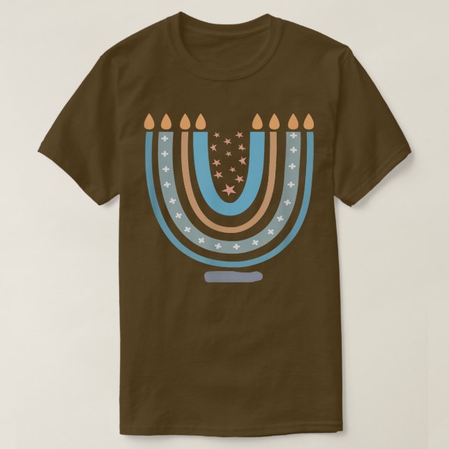 Camiseta Hanukkah Menorah Rainbow Candle Light Hanukkah Cel (Frente do Design)