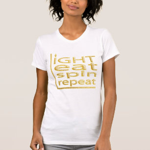Camiseta Hanukkah TShirt "LIGHT EAT SPIN REPEAT" Dourado