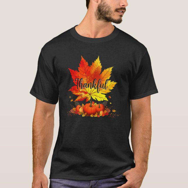 Camiseta Happpy Thanksgiving Day Autumn Fall Maple Leaves T (Frente)