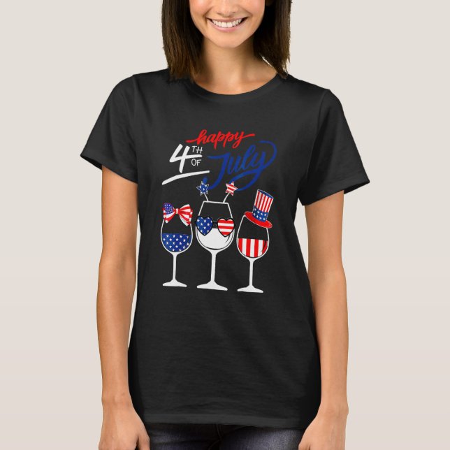 Camiseta Happy 4th Of July Wine Glass US American Flag  Dri (Frente)
