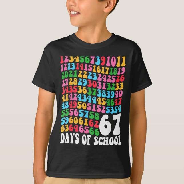 Camiseta Happy 67 Days Of School 67th Day Smarter Six Seven (Frente)