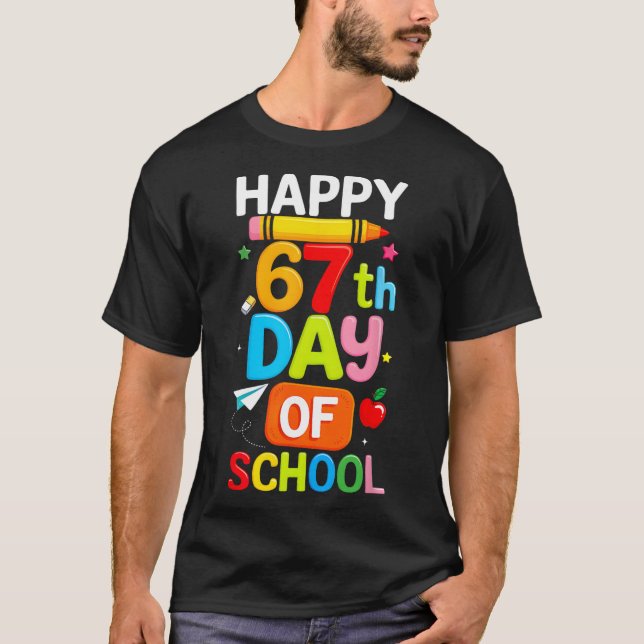 Camiseta Happy 67th Day Of School Teacher Kids Six Seven 6  (Frente)