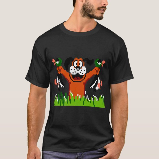 Camiseta Happy Dog Holding Double Duck Kill from Duck Hunt  (Frente)