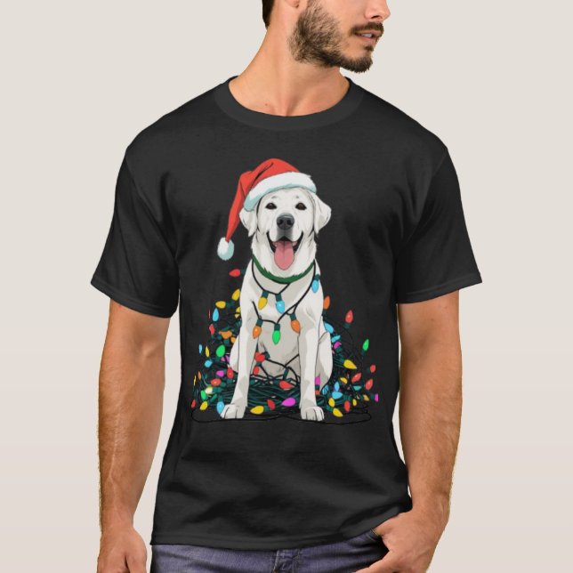 Camiseta Happy Dog Tangled in Christmas Lights T-Shirt (Frente)