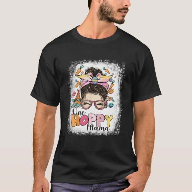 Camiseta Happy Easter Day 2023 One Hoppy Mama Bunny Easter  (Frente)