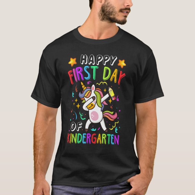 Camiseta Happy First Day Of Kindergarten Dabbing Unicorn Te (Frente)