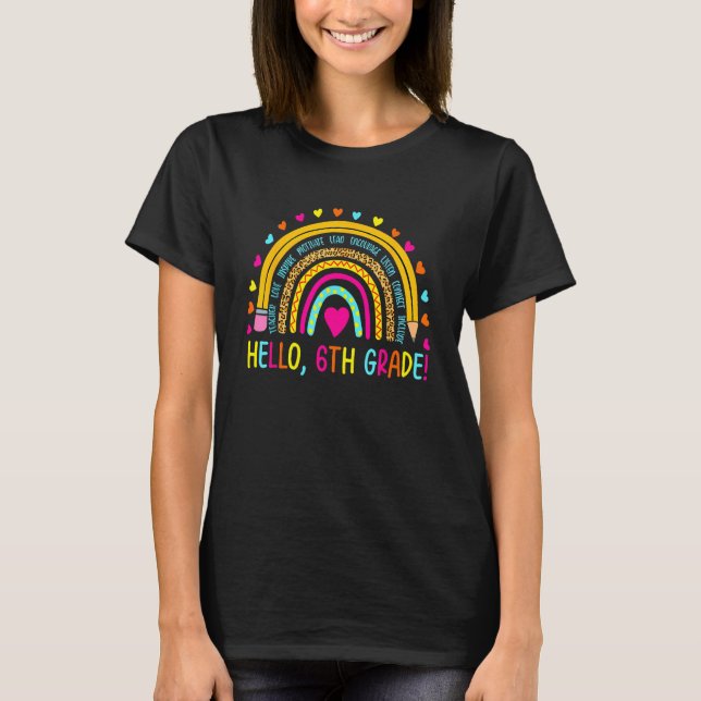 Camiseta Happy First Day Of School Hello 6th Grade Teacher  (Frente)