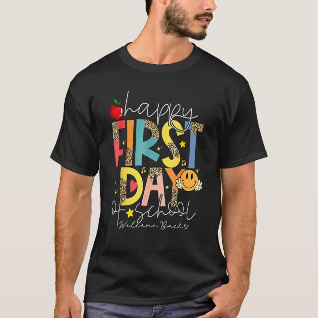 Camiseta Happy First Day Of School Welcome Back To School T (Frente)