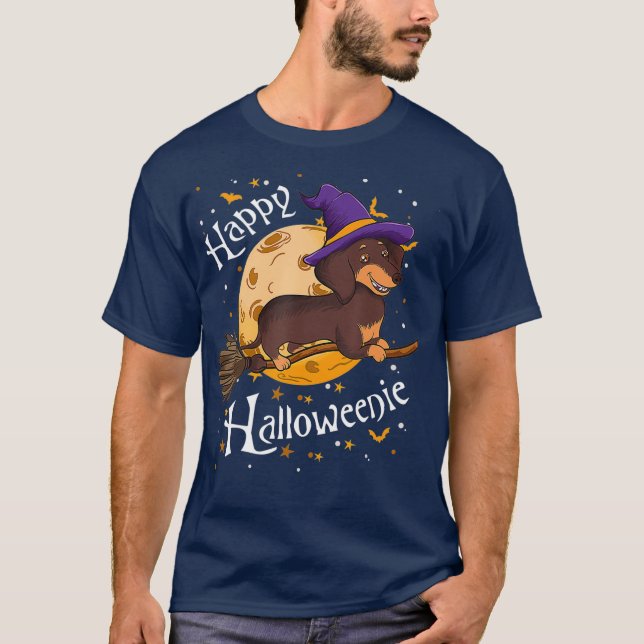 Camiseta Happy Halloweenie Dachshund Dog Halloween Witch (Frente)