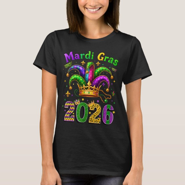 Camiseta Happy Mardi Gras 2026 Jester Hat Men Women Kid Car (Frente)