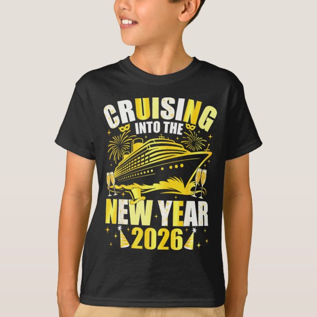Camiseta Happy New Year 2026 Cruising Into The New Year 202 (Frente)