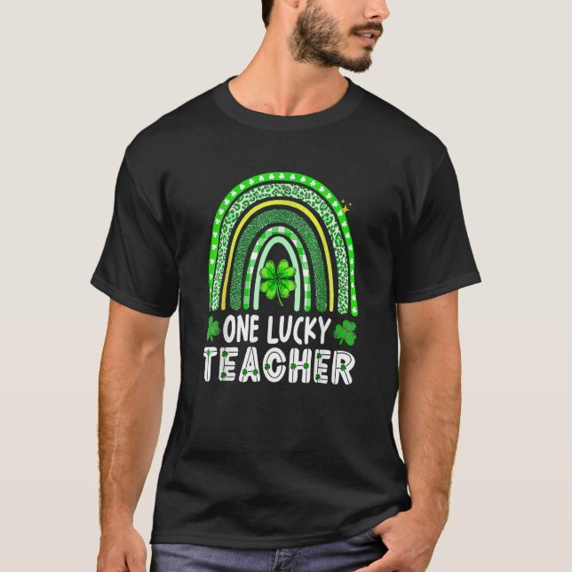 Camiseta Happy St Patricks Day Cute One Lucky Teacher Rainb (Frente)
