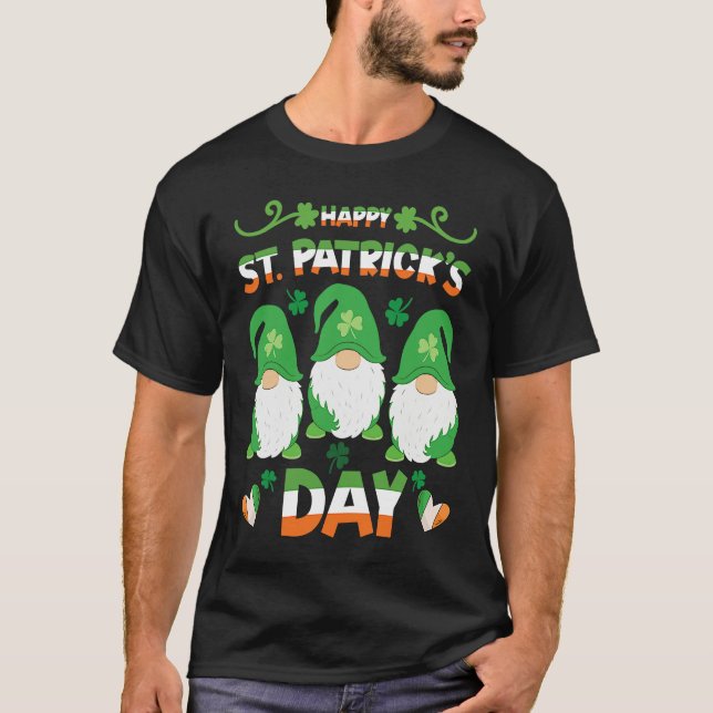 Camiseta Happy St Patrick's Day Three Gnome Irish Flag Love (Frente)