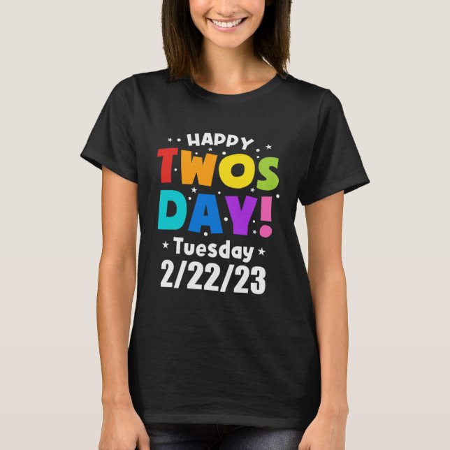 Camiseta Happy Twosday 2023 Shirt Pink Leopard Twos Day 222 (Frente)