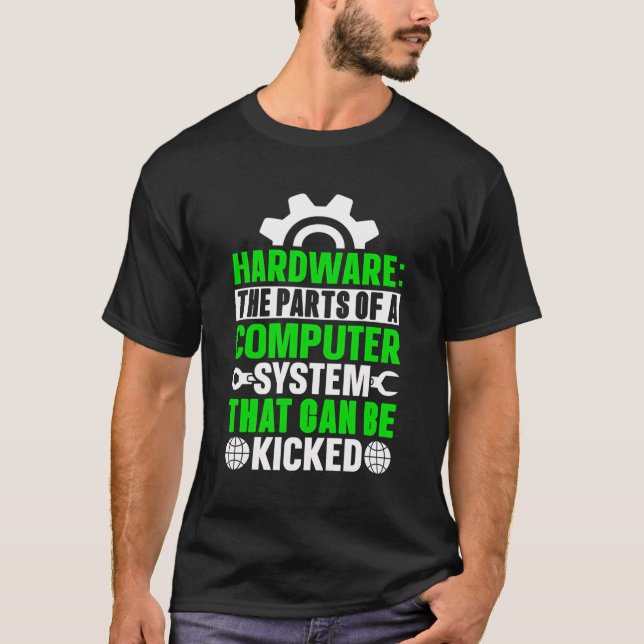 Camiseta Hardware As Peças De Um Sistema De Computador Que  (Frente)