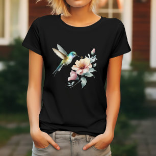 Camiseta Harmonia de Beija-flor com Hibisco Elegante