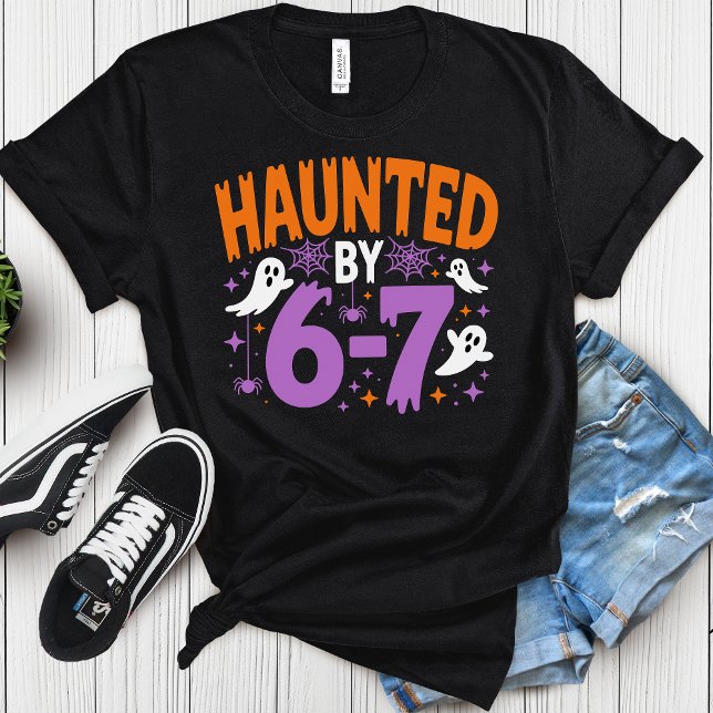 Camiseta Haunted by 6 7 Halloween, funny teacher (Criador carregado)