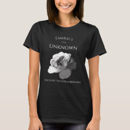 Camiseta Haunted Rose Art "Embrace the Unknown"