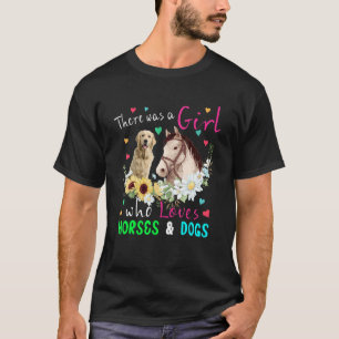 Camiseta Havia Uma Menina Que Amava Cavalos E Cães Floral