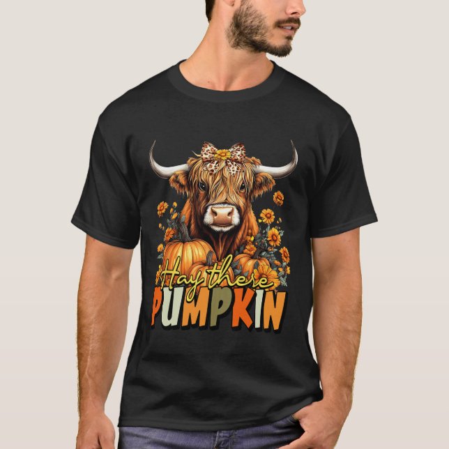 Camiseta Hay Lá Pumpkin Highland Cow Call Autumn Thankg (Frente)