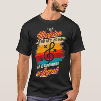 Camiseta He is becoming a legend DJ Birthday Music moon 