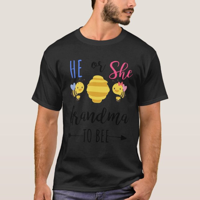 Camiseta He or she grandma to bee Expecting grandmother (Frente)