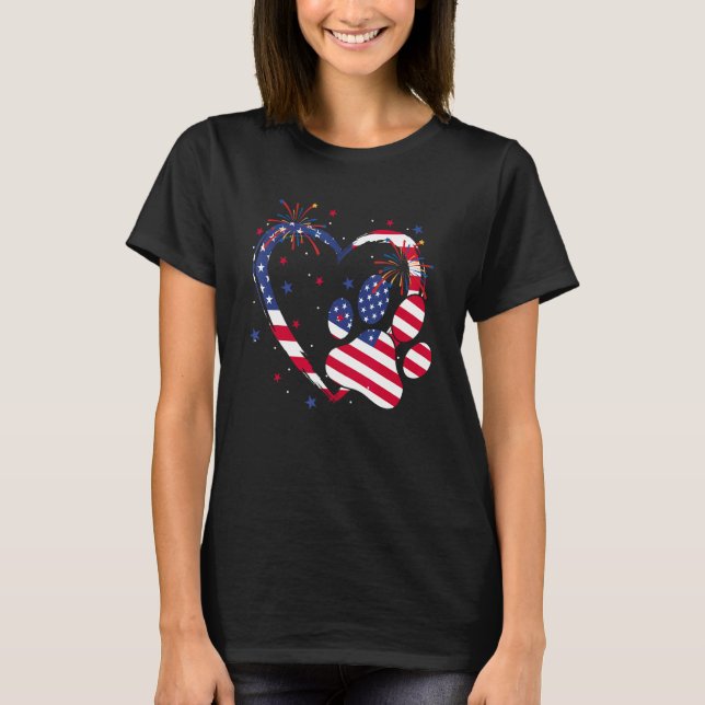 Camiseta Heart Dog Paw American Flag Firework 4th Of July P (Frente)
