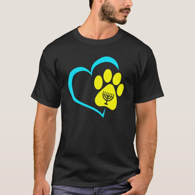 Camiseta Heart Dog Paw Print Menorah Hanukkah Chanukah Jewi (Frente)