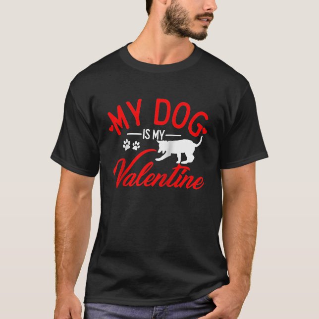 Camiseta Heart Dog Valentine's Day Dog Mom Dad Date Single  (Frente)