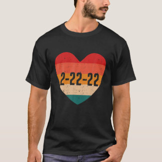 Camiseta Heart Retro Happy Twosday 2022 fevereiro Segundo 2