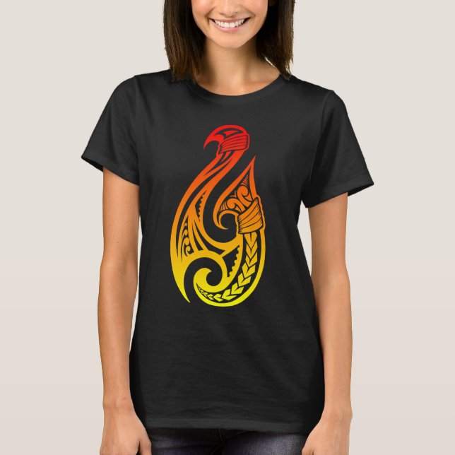 Camiseta Hei matau gancho tradicional maori (Frente)