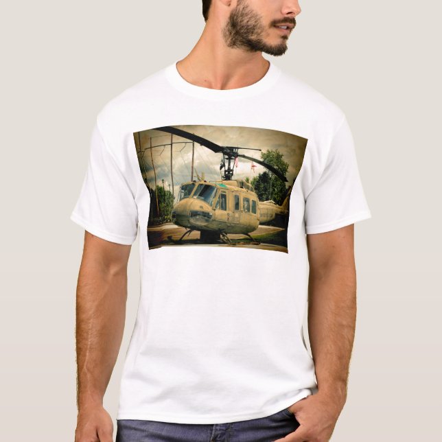 Camiseta Helicóptero das forças armadas da era Uh-1 Huey de (Frente)