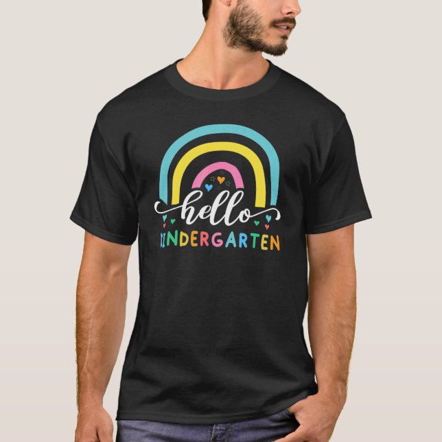 Camiseta Hello Kindergarten Rainbow Back To School Teacher  (Frente)
