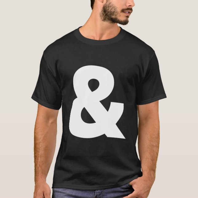 Camiseta Helvetica Display Black White - Registro de Ampers (Frente)